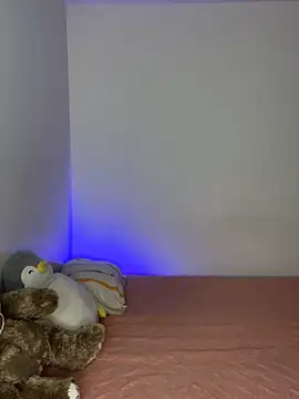 Zafira Montiel online show from November 2025 10:30:01 PM