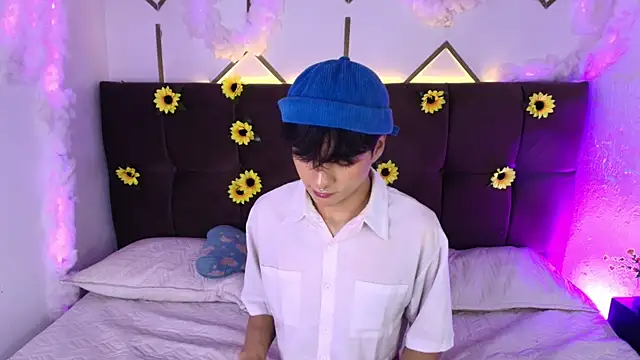 AleAurarashi online show from April 2026 03:13:02 AM