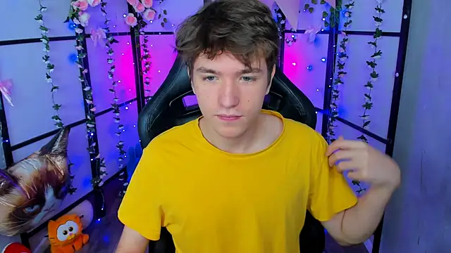 Ethan Rivers online show from September 2025 05:42:01 AM