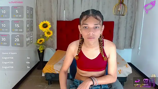 luisa  torres online show from November 2025 03:10:02 AM