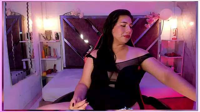 BBWCloe  online show from October 2025 04:04:02 AM