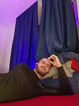 EyesNeverLies online show from March 2026 11:33:01 PM