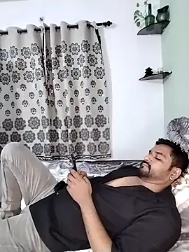 avi007p online show from December 2025 11:09:01 PM