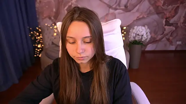 AnnaPearl online show from October 2025 08:49:01 PM