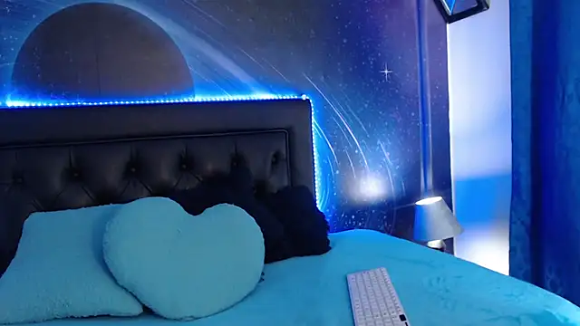 tiinaa jouns online show from November 2025 02:55:02 AM