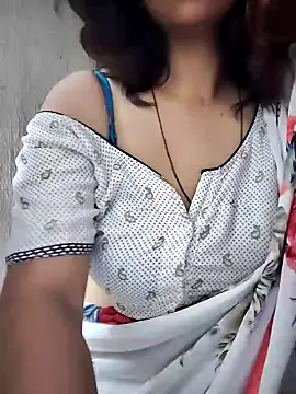 Love birdss69 online show from October 2025 02:23:02 PM