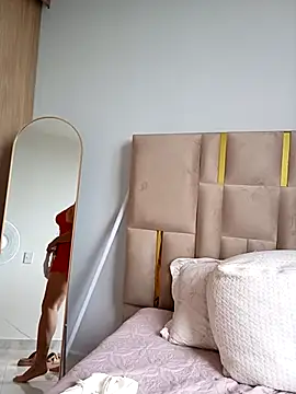 LoanaSantos online show from November 2025 09:07:01 PM