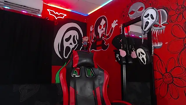 Snapshot of dante_hellsingx chatting on November 2025 02:28:01 AM dante hellsingx online show from November 2025 02:28:01 AM