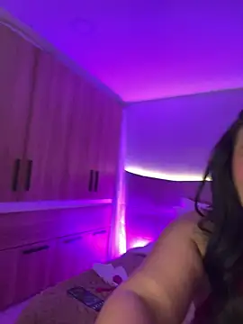 Vicky Saidi online show from March 2026 10:10:01 AM