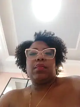 Snapshot of RoxyCaine chatting on September 2025 06:24:02 AM RoxyCaine online show from September 2025 06:24:02 AM