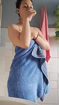 lindasyt online show from November 2025 03:01:02 PM