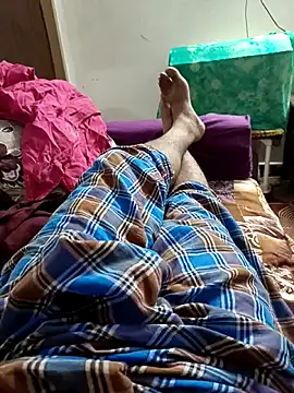 maddy3108 online show from April 2026 12:57:01 AM