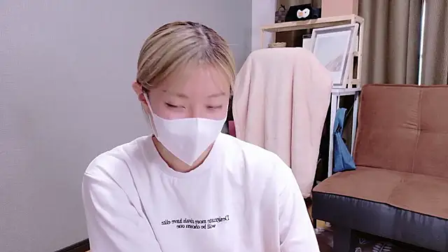 Snapshot of Nana__ch chatting on September 2025 05:11:02 AM Nana ch online show from September 2025 05:11:02 AM