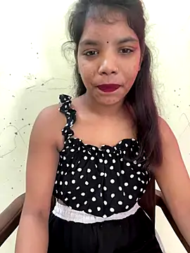 Snapshot of sexy_body-00 chatting on October 2025 04:09:02 AM sexy body-00 online show from October 2025 04:09:02 AM