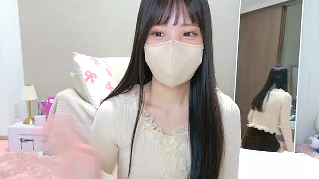 Snapshot of riri__nyan_o0 chatting on May 2026 05:05:02 AM riri nyan o0 online show from May 2026 05:05:02 AM