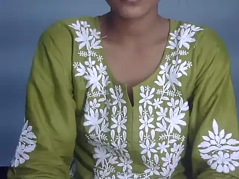 Nura7 online show from October 2025 12:09:01 PM