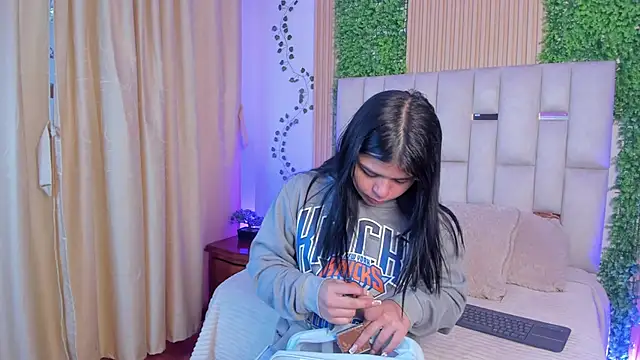 Jade Nmm online show from February 2026 01:04:01 PM