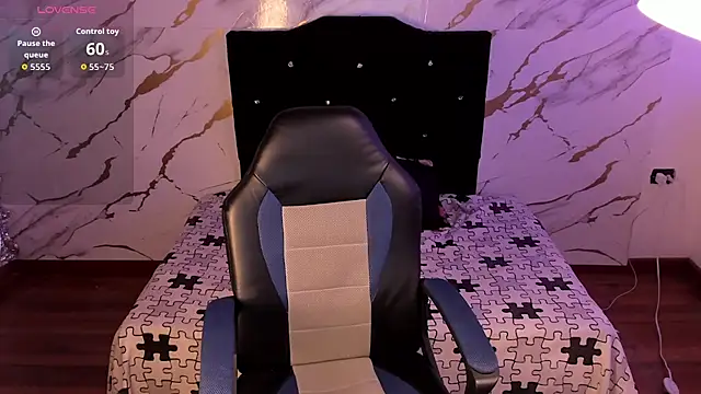 owen sexy25 online show from October 2025 07:42:02 PM