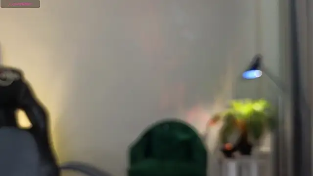 Snapshot of Lucy_louras chatting on September 2025 11:58:01 AM Lucy louras online show from September 2025 11:58:01 AM