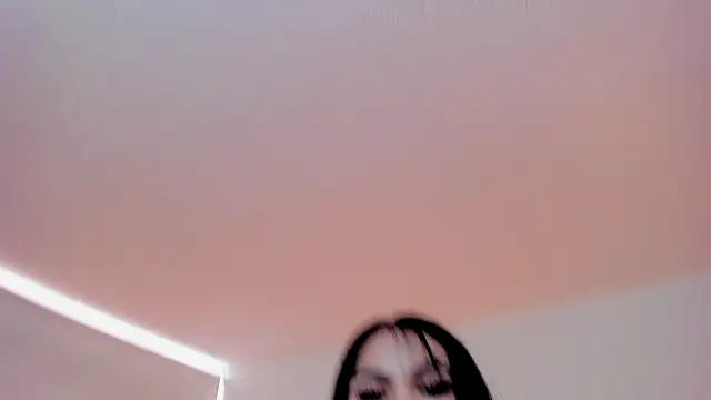 tempting cherry online show from September 2025 01:00:01 PM
