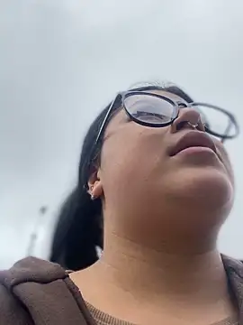 Tokio Sakura online show from October 2025 07:24:02 PM