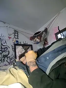 bearded cross online show from December 2025 09:00:01 PM