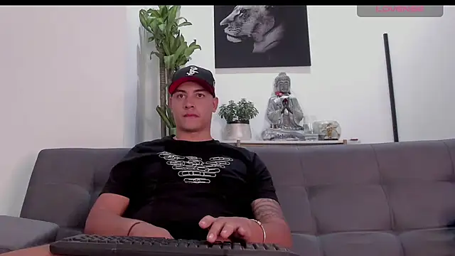 Snapshot of StephanMyers chatting on September 2025 07:25:01 PM StephanMyers online show from September 2025 07:25:01 PM