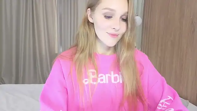 Brigitte Bardot online show from September 2025 06:18:01 AM