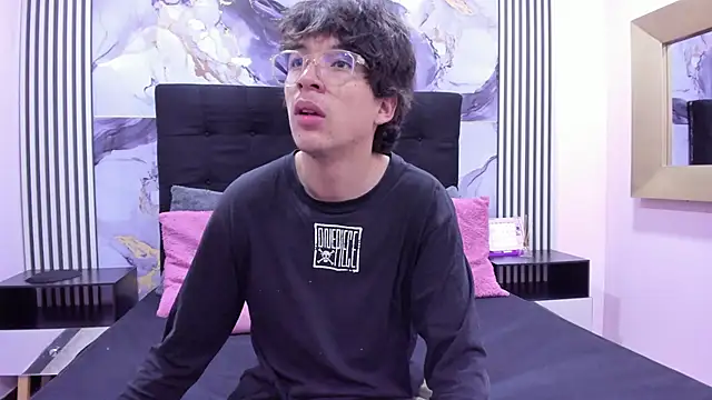 Desire Ecstasy online show from November 2025 01:04:01 PM