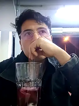 Snapshot of QJHoElyking chatting on October 2025 02:19:01 AM QJHoElyking online show from October 2025 02:19:01 AM