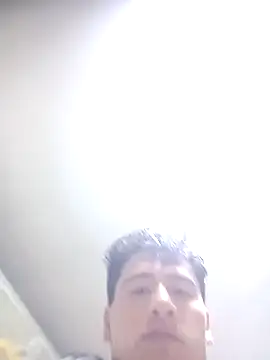 Snapshot of QJHoElyking chatting on November 2025 02:22:02 AM QJHoElyking online show from November 2025 02:22:02 AM