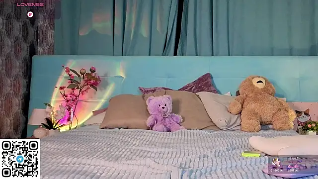 Aurora Bennet online show from February 2026 11:42:02 PM