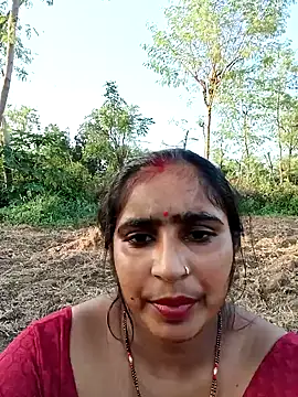 Isha Gulati online show from September 2025 11:57:01 AM