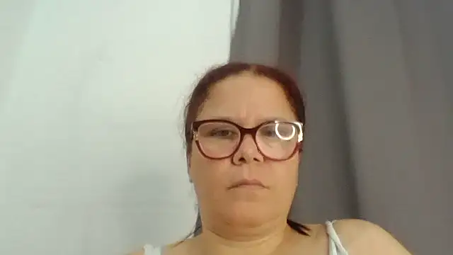 Snapshot of latinamaster chatting on November 2025 09:28:02 AM latinamaster online show from November 2025 09:28:02 AM