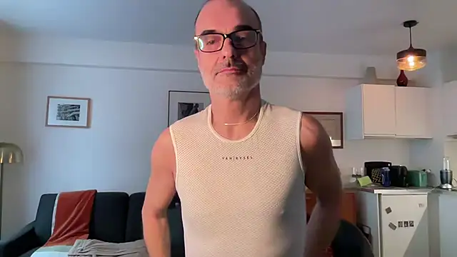 Milkywaymen online show from March 2026 12:45:02 PM