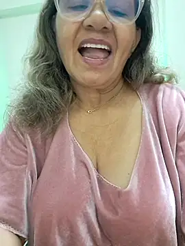 Vickysweeeettt online show from March 2026 01:43:02 AM