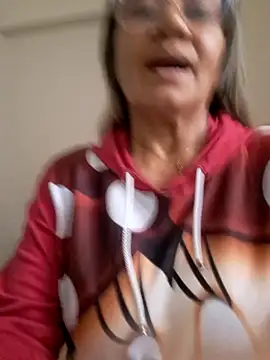 Vickysweeeettt online show from March 2026 01:18:01 PM