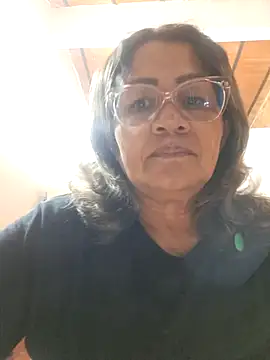 Snapshot of Vickysweeeettt chatting on May 2026 01:56:01 AM Vickysweeeettt online show from May 2026 01:56:01 AM