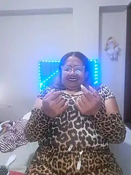 Snapshot of Vickysweeeettt chatting on May 2026 03:14:02 AM Vickysweeeettt online show from May 2026 03:14:02 AM