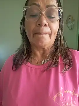Snapshot of Vickysweeeettt chatting on June 2026 01:31:01 PM Vickysweeeettt online show from June 2026 01:31:01 PM
