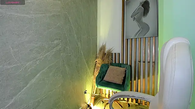 PauliinaBelle  online show from April 2026 01:08:02 PM