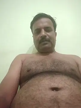 vardh033 online show from October 2025 09:13:02 PM