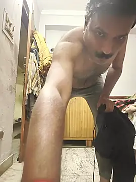 vardh033 online show from November 2025 12:23:02 PM