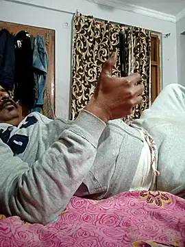 vardh033 online show from February 2026 01:21:02 PM