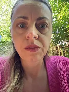 ladywithbigass online show from July 2026 04:48:01 AM