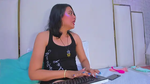 thalia888  online show from October 2025 07:14:02 PM