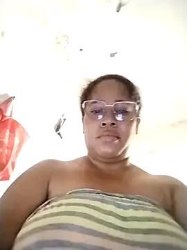 Snapshot of Big_ass_submissive chatting on October 2025 06:40:02 PM Big ass submissive online show from October 2025 06:40:02 PM