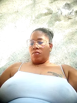 Big ass submissive online show from December 2025 03:18:02 PM