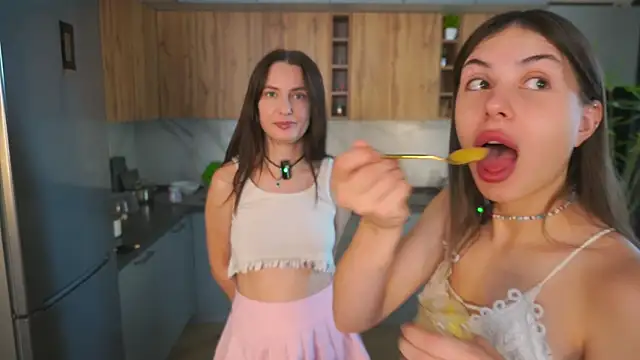 Anny Molly online show from September 2025 08:17:01 AM