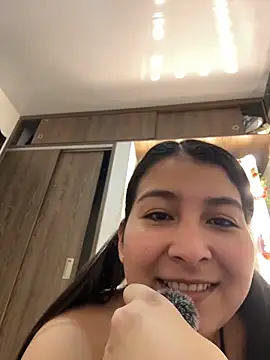 evelyn 1702 online show from April 2026 10:40:02 PM